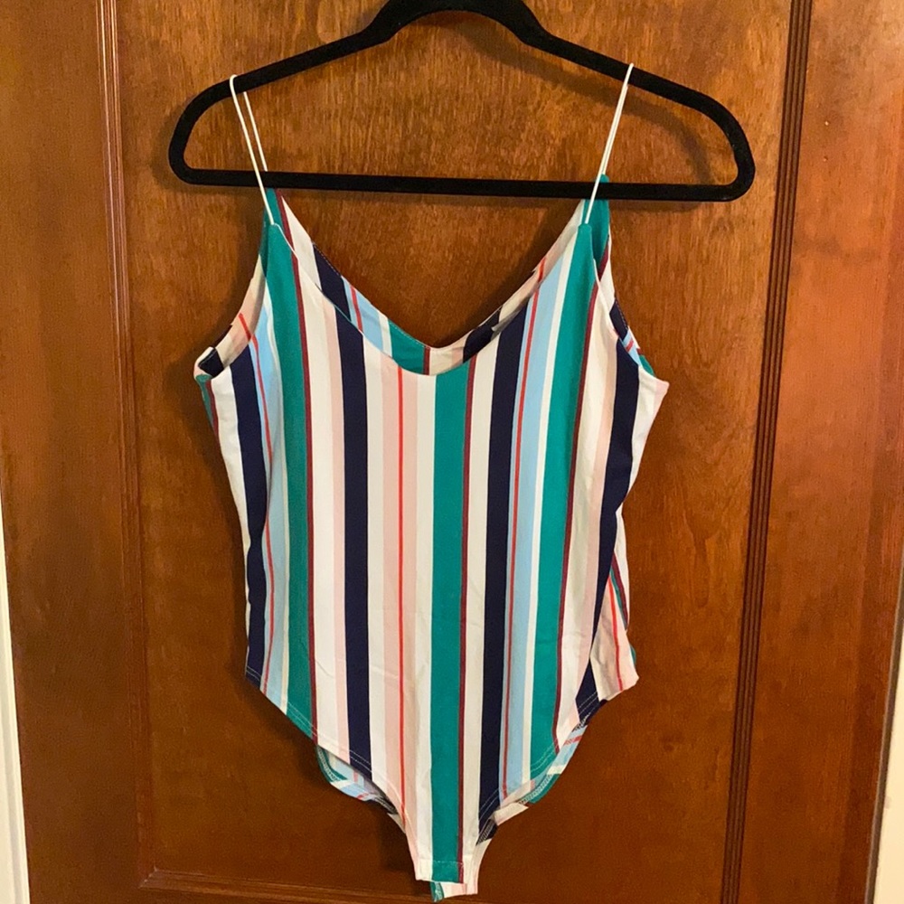 Rand new super cute bodysuit